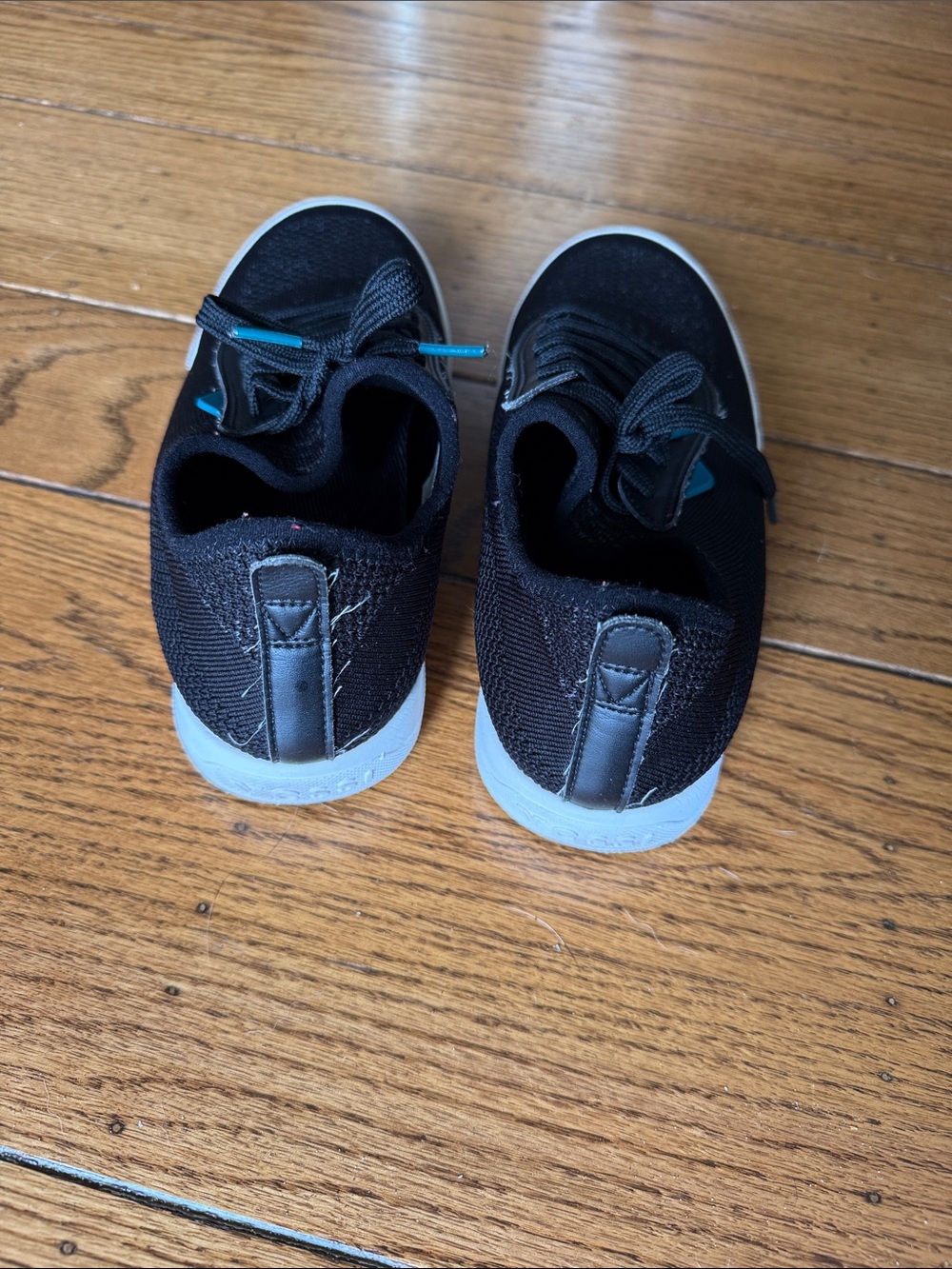 Vessi Weekend Waterproof Shoe W7 - Picture 4 of 8